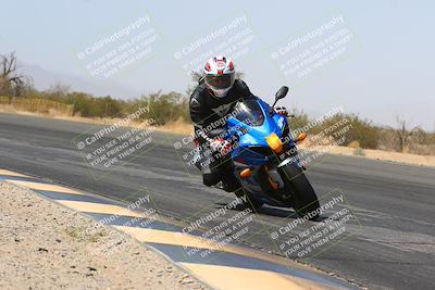 media/Mar-28-2022-Superbike Trackdays (Mon) [[b8603d0f67]]/Open Track Time/Turn 3 Inside/